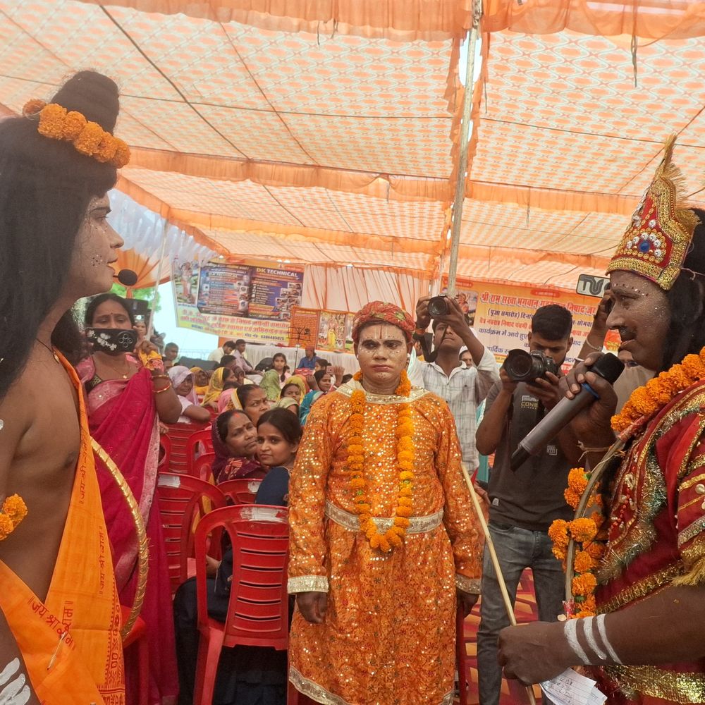 गाजीपुर में निषाद राज जयंती मनाई गई:चैत्र नवरात्र की पंचमी तिथि पर कलेक्टर घाट पर हुआ आयोजन, निषाद राज ने गंगा पार कराया