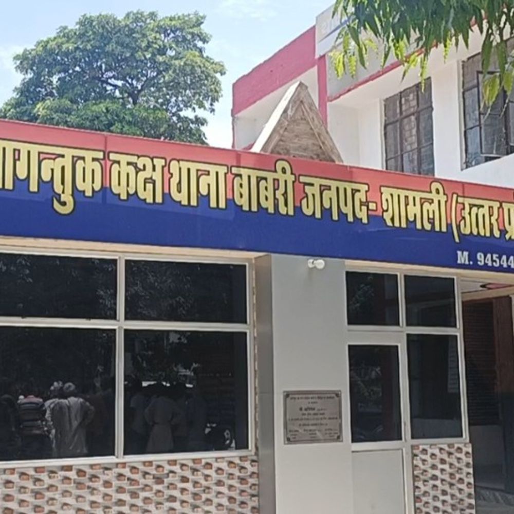 शामली से युवक हिरासत में, पाकिस्तान कनेक्शन की आशंका:गाजियाबाद पुलिस बाबरी थाना क्षेत्र से पूछताछ के लिए ले गई