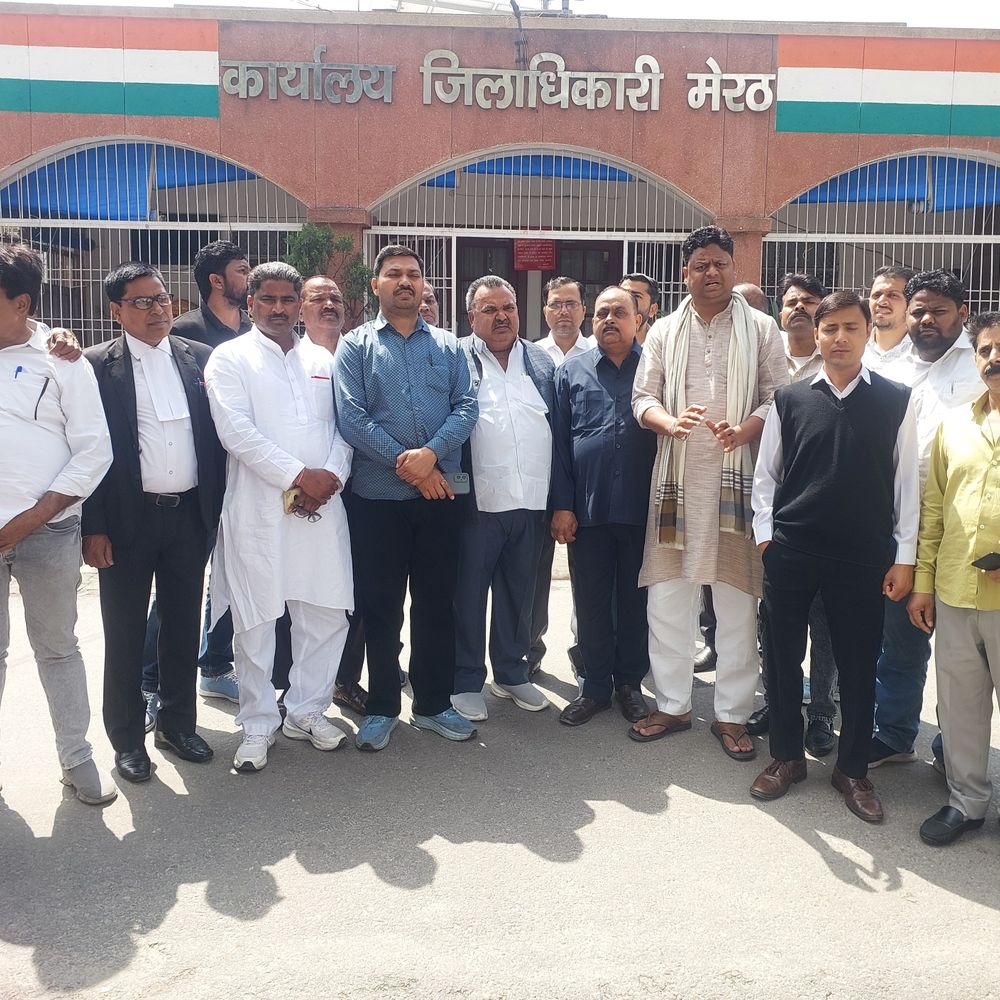 अंबेडकर जयंती पर मेरठ में विवाद, दो गुट आमने-सामने:भाजपा संगठन पर शोभायात्रा का स्वरूप छोटा करने का आरोप, अनुमति को लेकर खींचतान