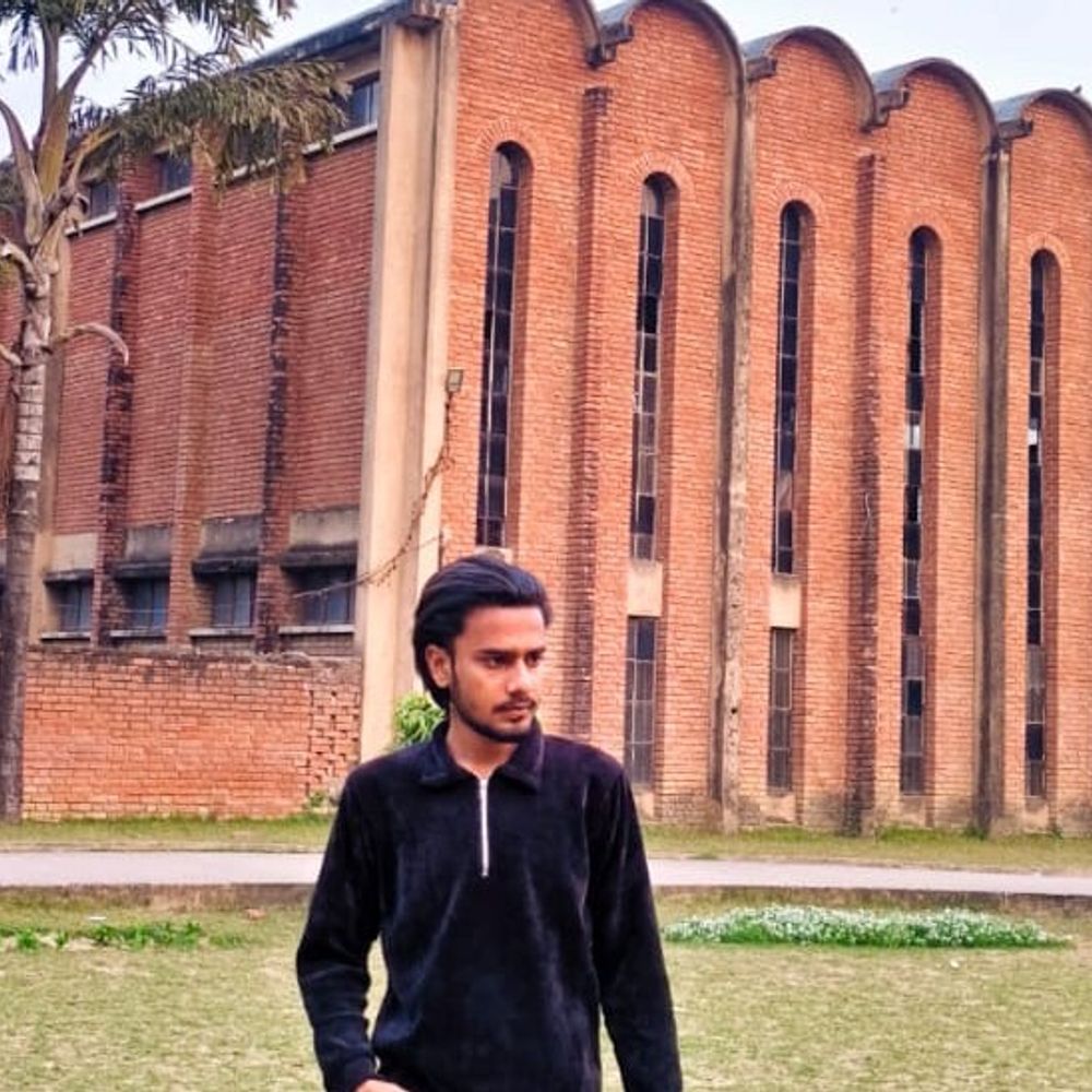 कासगंज में स्कूटी-डंपर टक्कर में युवक की मौत, एक घायल:मानपुर नगरिया में दो पहिया कट के पास हुआ हादसा, गंभीर हालत में दिल्ली रेफर