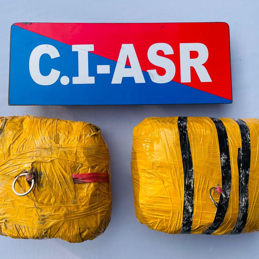 अमृतसर में दो नशा तस्कर गिरफ्तार:  5 किलो हेरोइन और कार बरामद, पाकिस्तानी स्मग्लरों से था संपर्क, काउंटर इंटेलिजेंस की की कार्रवाई – Amritsar News