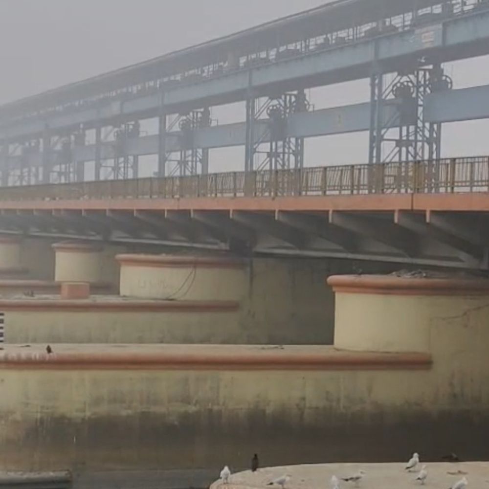 बिजनौर में युवती गंगा बैराज से लापता:24 घंटे बाद भी सुराग नहीं, नदी में कूदने की आशंका, SDRF कर रही तलाश