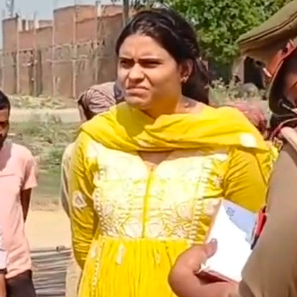 एसडीएम पर दहेज उत्पीड़न-घरेलू हिंसा का केस:पूर्व मंत्री के भाई ने प्रतापगढ़ में दामाद के खिलाफ दर्ज कराया मुकदमा