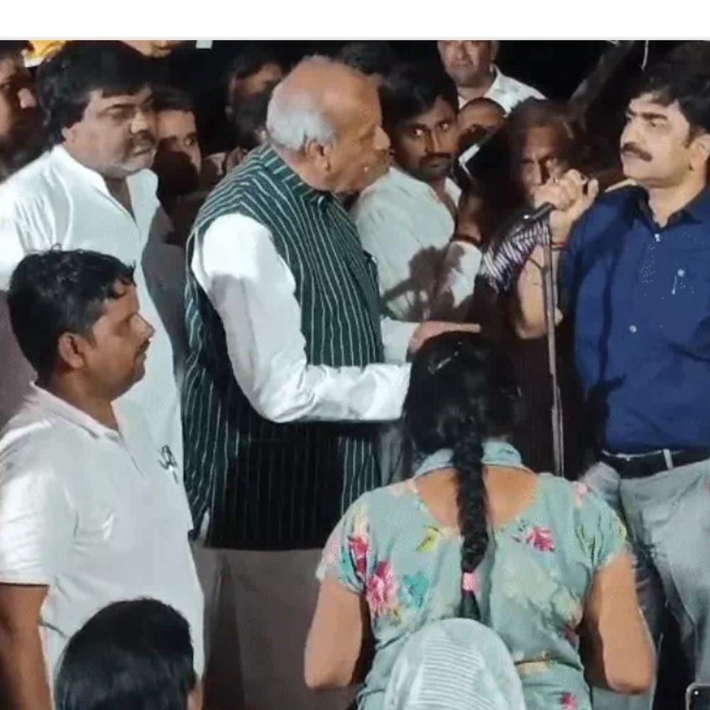 6 महीने बाद भी दुर्गा मंदिर निर्माण शुरू नहीं:सांसद धरने पर बैठे थे, कमिश्नर के आश्वासन से खत्म हुआ था धरना, अब तक वादा अधूरा