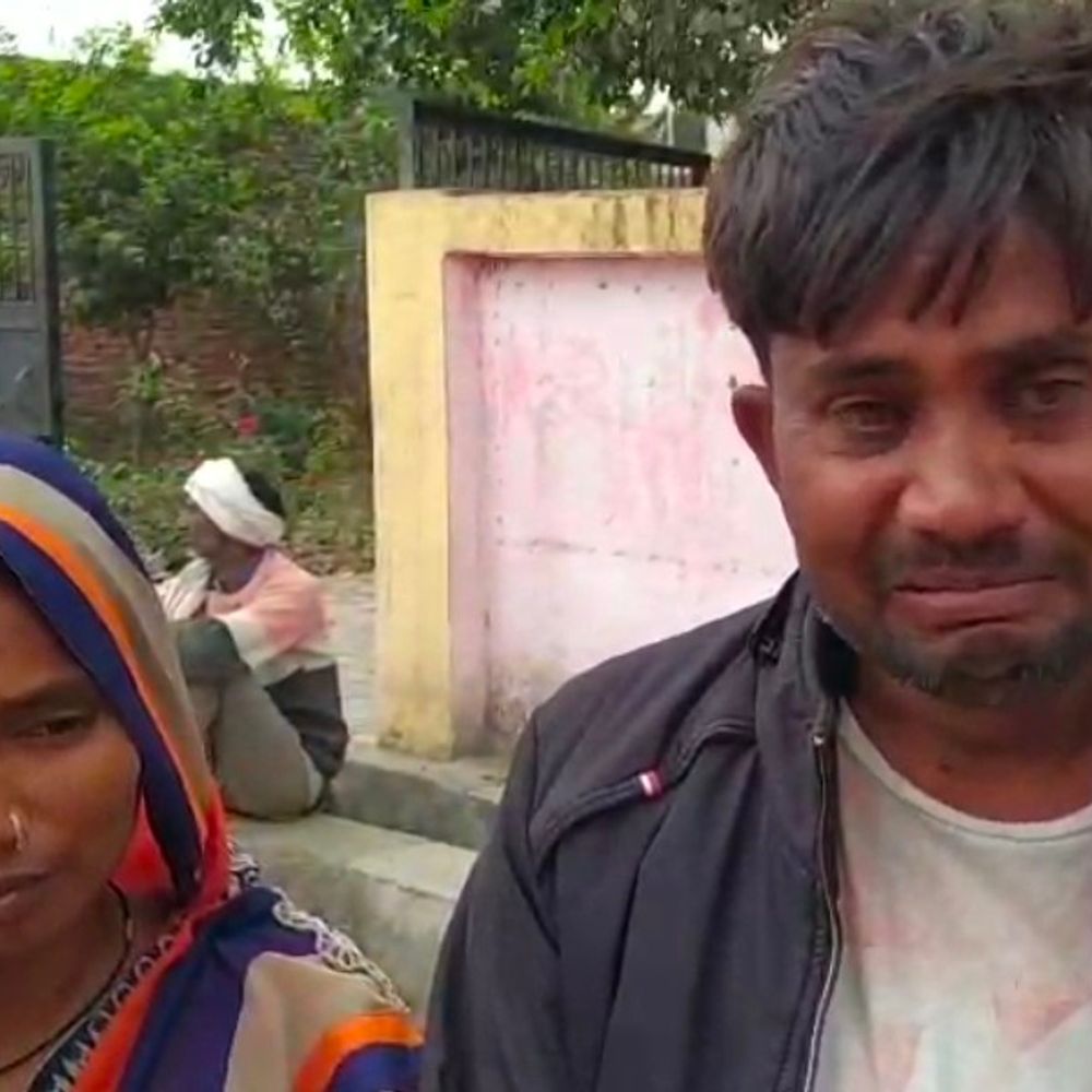 4 साल की बच्ची की इलाज के दौरान मौत:हरदोई में डॉक्टर पर लापरवाही का आरोप लगाया, पेट में दर्द के बाद एडमिट कराया था