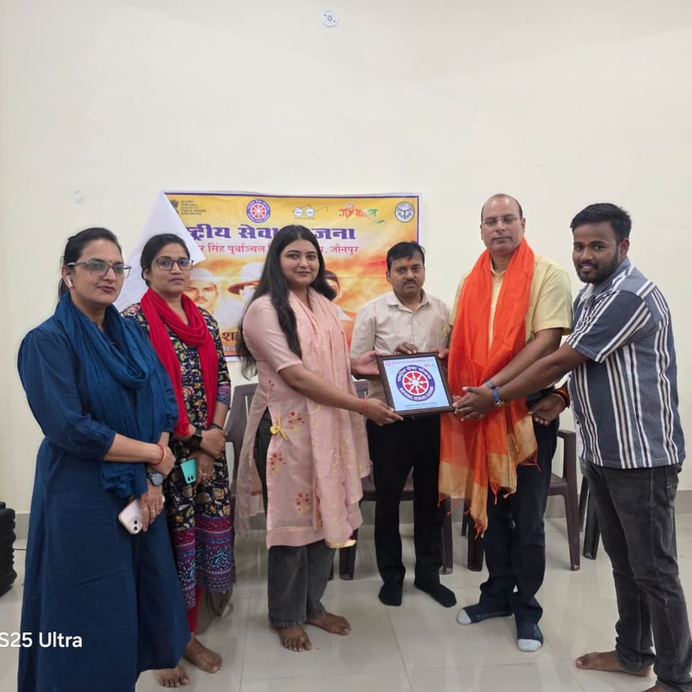 पूर्वांचल विश्वविद्यालय में साइबर सुरक्षा, मानसिक स्वास्थ्य पर शिविर:जौनपुर में शहीद दिवस पर युवाओं को राष्ट्रप्रेम का संदेश