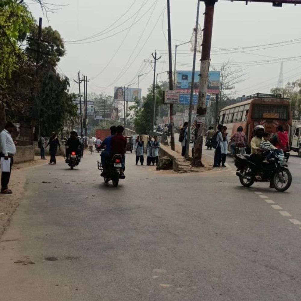 देवरिया आरओबी पर मरम्मत कार्य शुरू:27 मार्च से 20 अप्रैल तक रूट डायवर्ट, 40 KM की दूरी तय करनी पड़ेगी