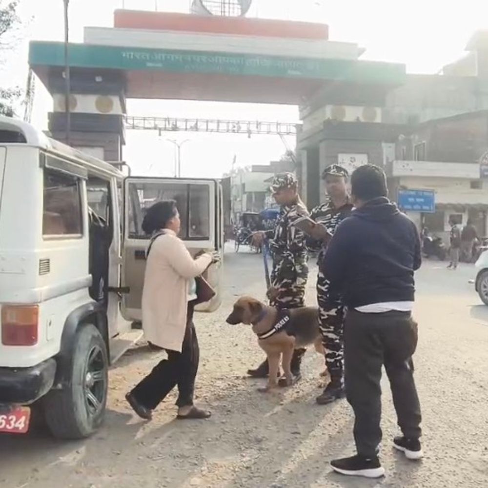 कपिलवस्तु हिंसा के बाद भारत-नेपाल सीमा पर अलर्ट:सोनौली, ठूठीबारी, बरगदवा परसालिक और झुलनीपुर पर सुरक्षा बढ़ी