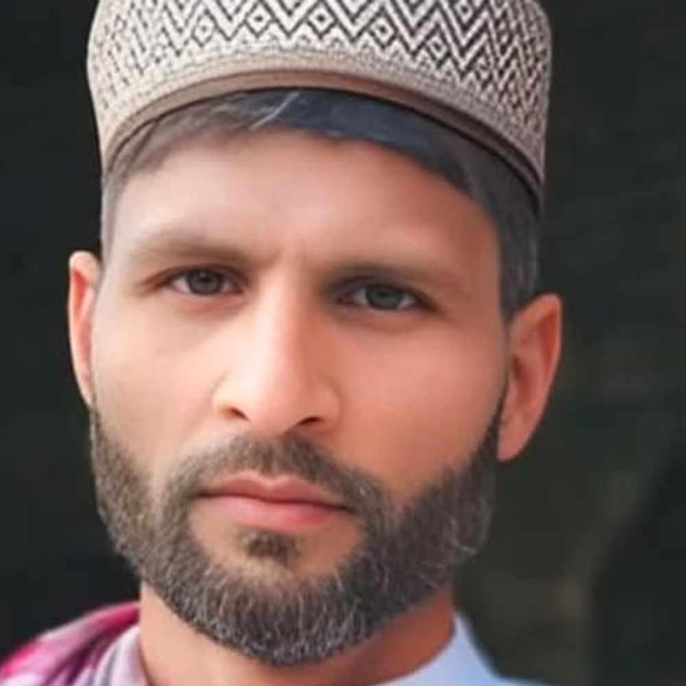 संभल में झुलसे ग्रामीण की दिल्ली में मौत:बड़े भाई ने खाट में तेल छिड़कर लगा दिया थी आग, पुलिस ने जेल भेजा