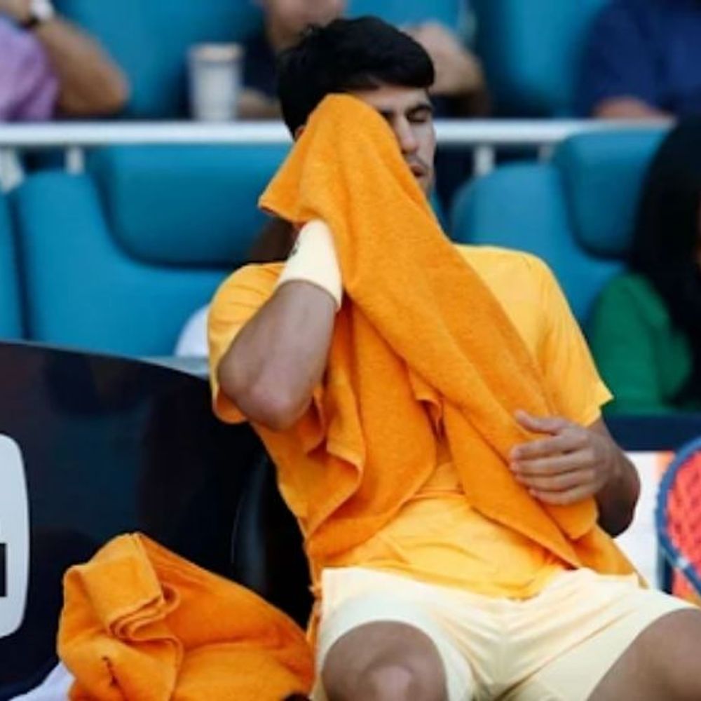 अल्कराज मियामी ओपन से बाहर:सेबेस्टियन कोर्डा ने हराया; हार के बीच हताश दिखे, बोले- अब और बर्दाश्त नहीं होता, मैं घर जा रहा हूं