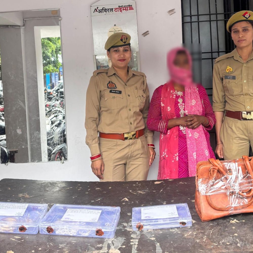 घर में चोरी करने वाली मेड जेवर के साथ गिरफ्तार:लखनऊ में 4 साल काम करके भरोसा जीता, परिवार के उज्जैन जाने पर घटना की