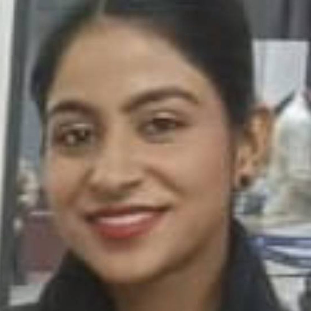 गोरखपुर में स्पाइस जेट की महिला कर्मचारी ने सुसाइड किया:मरने से पहले इंस्टाग्राम पर स्टेटस लगाया- अब और जीना नहीं चाहती हूं...