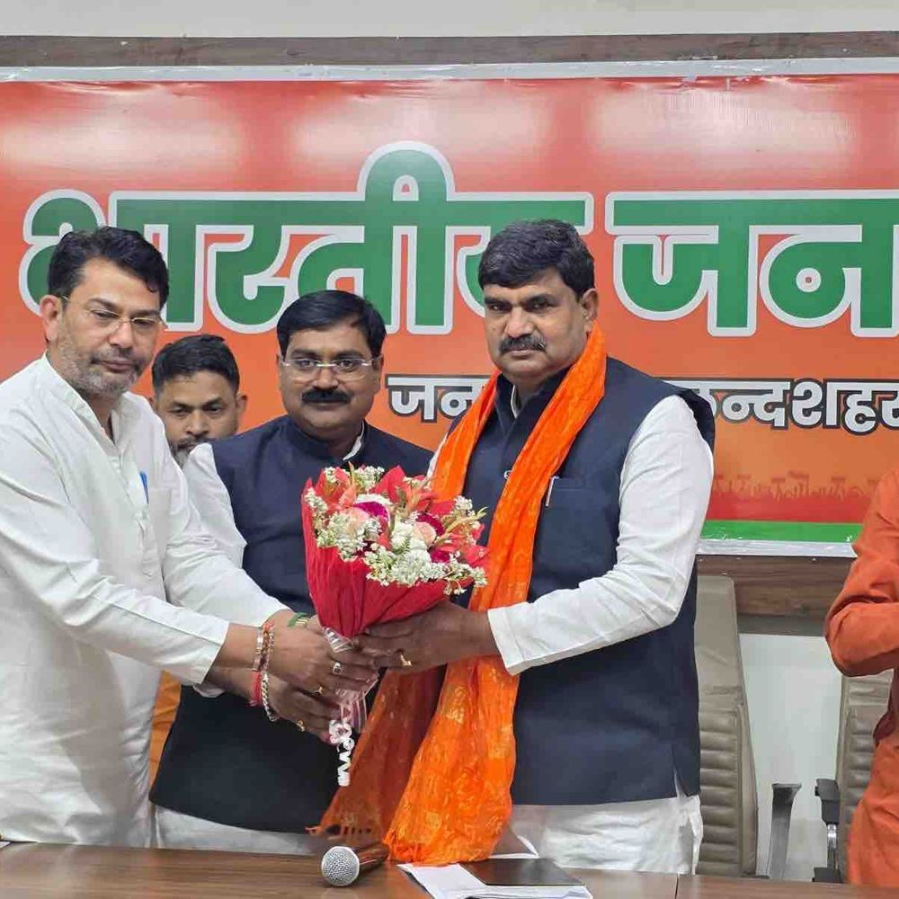 जेवर एयरपोर्ट उद्घाटन: भाजपा ने तेज की तैयारी:जिला कार्यालय में हुई व्यवस्था बैठक, व्यवस्थाओं पर की चर्चा