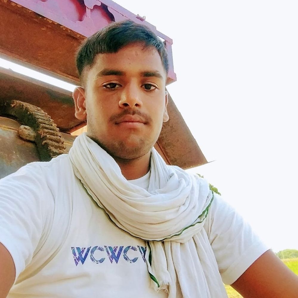 कन्नौज में बाइक की टक्कर से घायल युवक की मौत:चाचा और चचेरे भाई का कानपुर में इलाज जारी, सड़क किनारे बात करते समय हुआ था हादसा