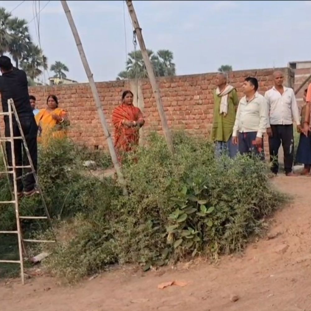 जहानाबाद में असामाजिक तत्वों ने काटे बिजली के तार:वार्ड 8 में पूरी रात अंधेरे में रहा मोहल्ला, गर्मी में बिजली-पानी ठप होने से बढ़ी परेशानी