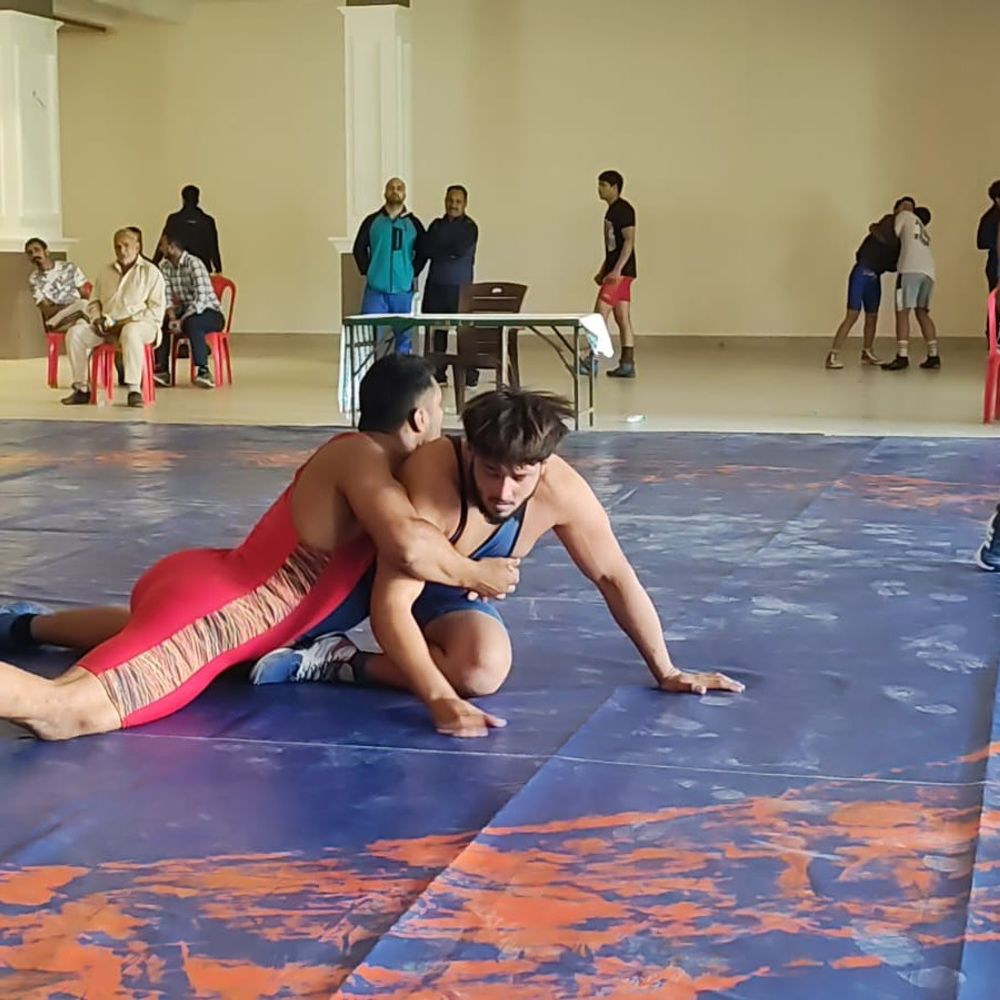 ऊना में अंडर-20 कुश्ती खिलाड़ियों का चयन:  10 अप्रैल से होगी राष्ट्रीय प्रतियोगिता, छत्तीसगढ़ जाएगी 30 पहलवानों की हिमाचल टीम – Una News