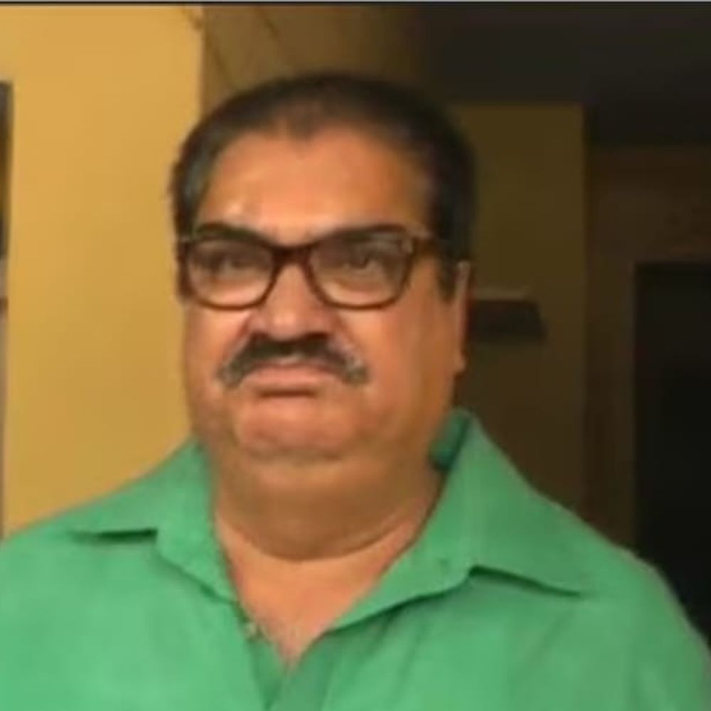 सपा के 10 सदस्य आज पूर्व विधायक के घर जाएगा:फर्रुखाबाद में परिजनों से मिलकर प्रदेश कार्यालय को रिपोर्ट भेजेगा