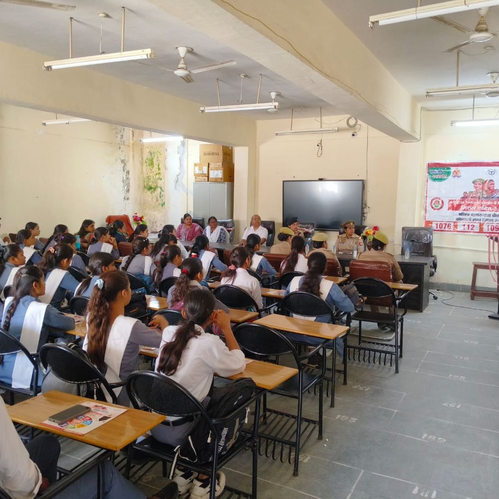 राजकीय पॉलिटेक्निक कॉलेज में जागरूकता कार्यक्रम:मिशन शक्ति फेज-5.2 के तहत महिलाओं-बालिकाओं की सुरक्षा पर जोर