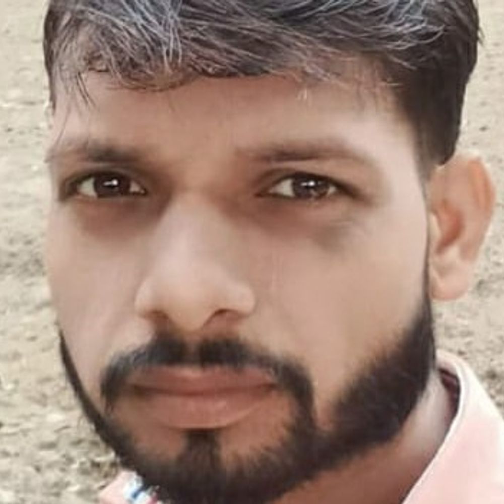 हरदोई में बस ने व्यक्ति को रौंदा, मौत:दुकान के बाहर हुआ हादसा, लोगों ने गाड़ी और ड्राइवर को पकड़ा