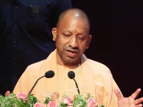 योगी बोले- दुस्साहस करने वालों का यमराज का टिकट पक्का:2017 में निवेश की बात करता था तो लोग ठहाके मारकर हंसते थे