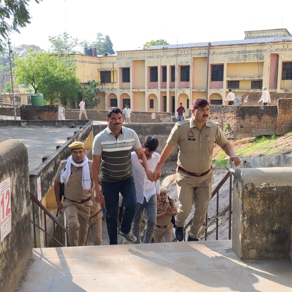 डॉ. घनश्याम तिवारी हत्याकांड, 2 दोषियों को उम्रकैद:अदालत ने ₹1.90 लाख का जुर्माना लगाया, मृतक की पत्नी को भुगतान का आदेश