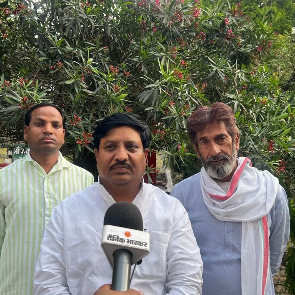 पूर्व विधायक ने संभाला आजमगढ़ की फूलपुर विधानसभा में मोर्चा:2022 के विधानसभा चुनाव के बाद से जेल में बंद है सपा के बाहुबली विधायक रमाकांत यादव