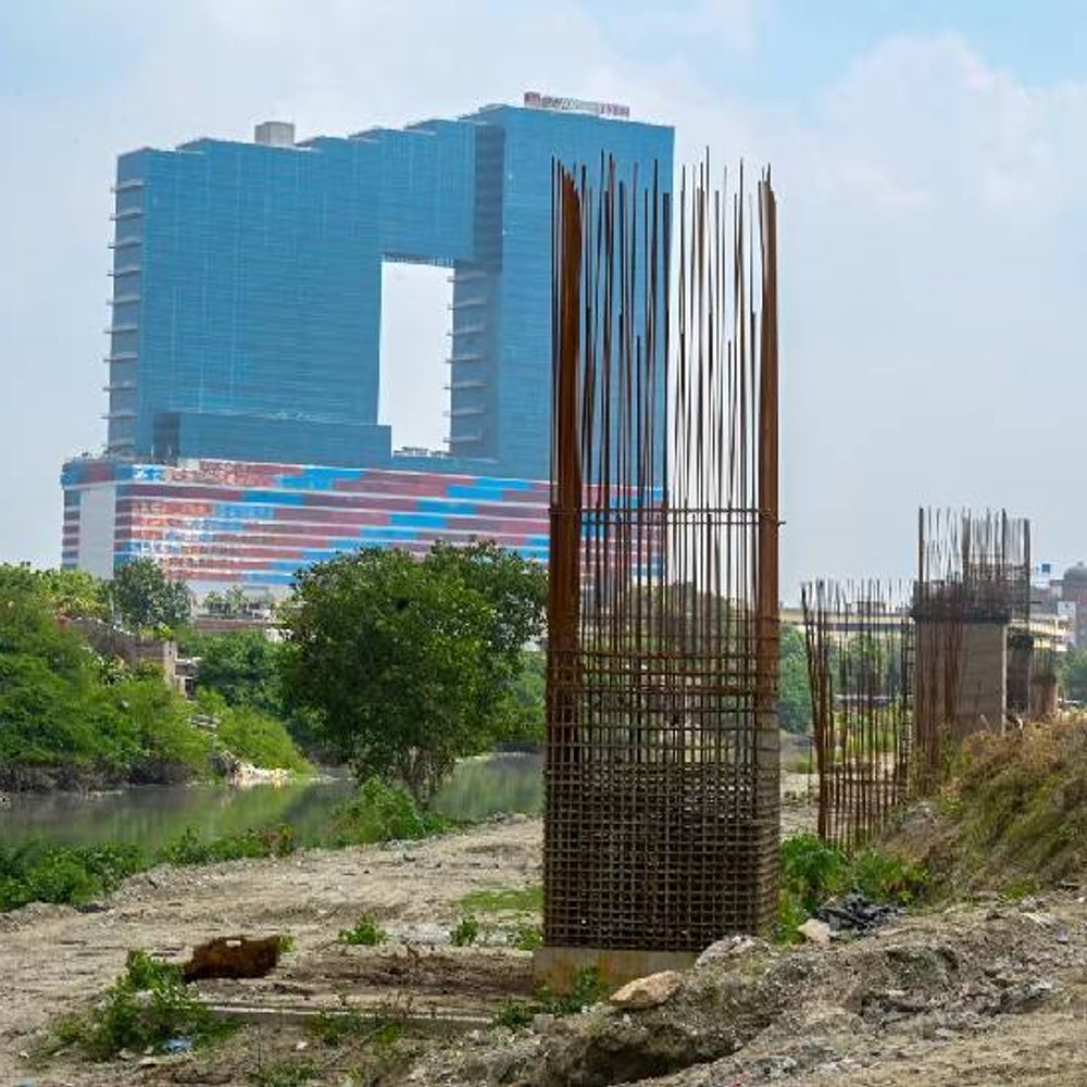 नोएडा इंटरनेशनल एयरपोर्ट की दिल्ली से डायरेक्टर कनेक्टिविटी:लिंक एलिवेटेड रोड को मिली सैद्धांतिक मंजूरी, 150 करोड़ रुपए होंगे खर्च