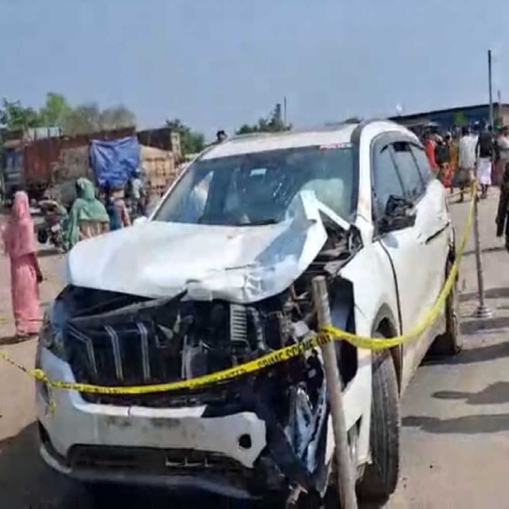 बेगूसराय में हादसा : सात घंटे तक सड़क जाम:लखीसराय एसपी की निजी गाड़ी ने दंपती को रौंदा, मौत