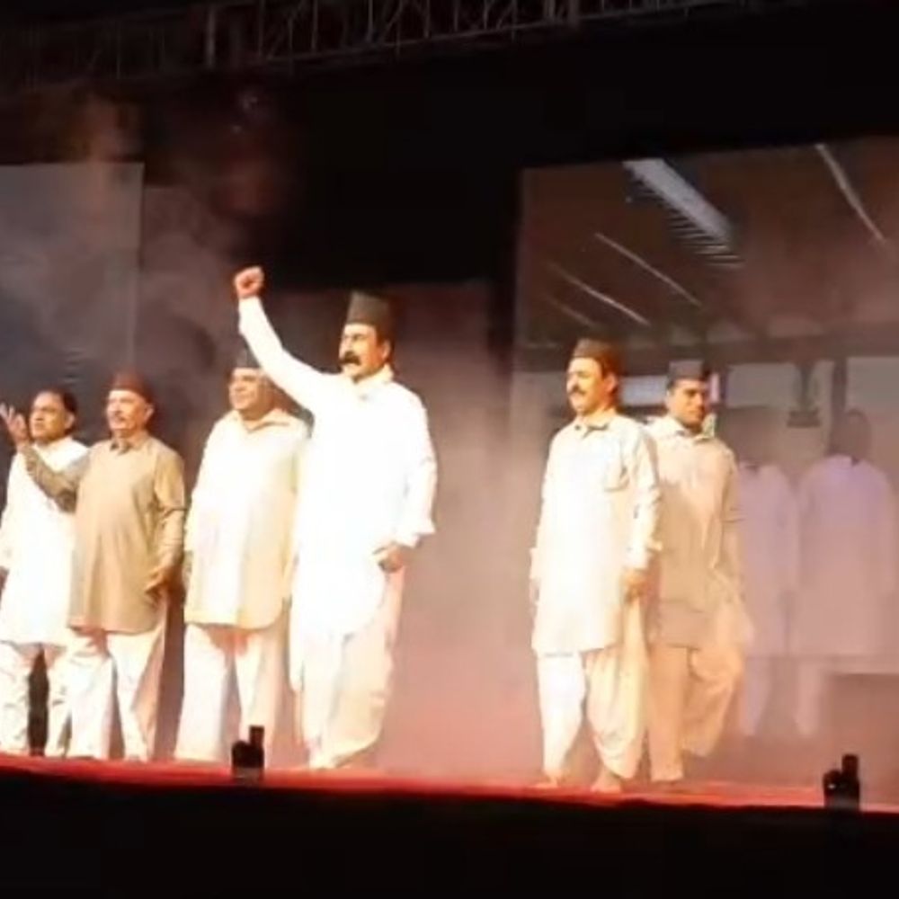 छिंदवाड़ा में हिंदू नववर्ष पर सांस्कृतिक संध्या:पोला ग्राउंड में हुआ 'युग प्रवर्तक डॉ. हेडगेवार' नाटक का मंचन; कलेक्टर-एडीएम रहे मौजूद