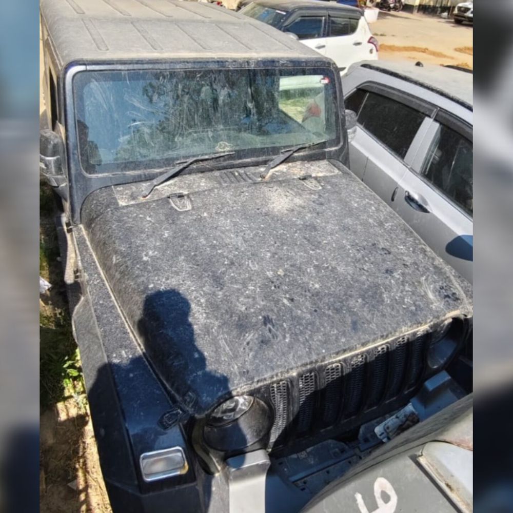 इटावा में साइबर फ्रॉड से खरीदी कार कुर्क:आरोपी रौकी राणावत पर कई मुकदमे, 8 लाख की महिंद्रा जब्त