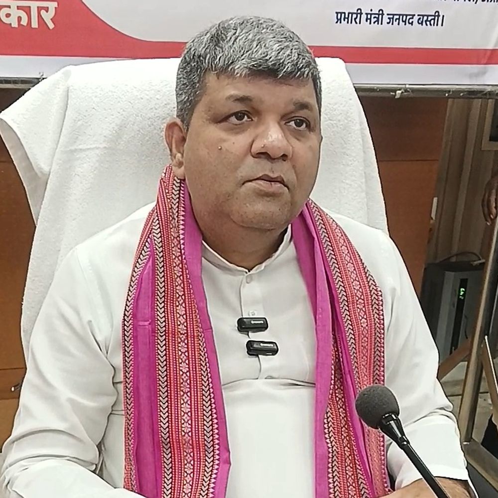 रसोई गैस की किल्लत पर आशीष पटेल ने दी जानकारी:बस्ती में मंत्री बोले, पश्चिम एशिया युद्ध से थोड़ी समस्या, PM कर रहे निगरानी