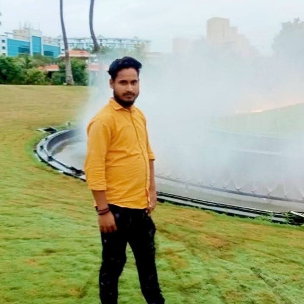 देवरिया में सड़क हादसे में युवक की मौत:भाटपाररानी-पिपरहिया मार्ग पर घायल हुआ था, इलाज के दौरान तोड़ा दम