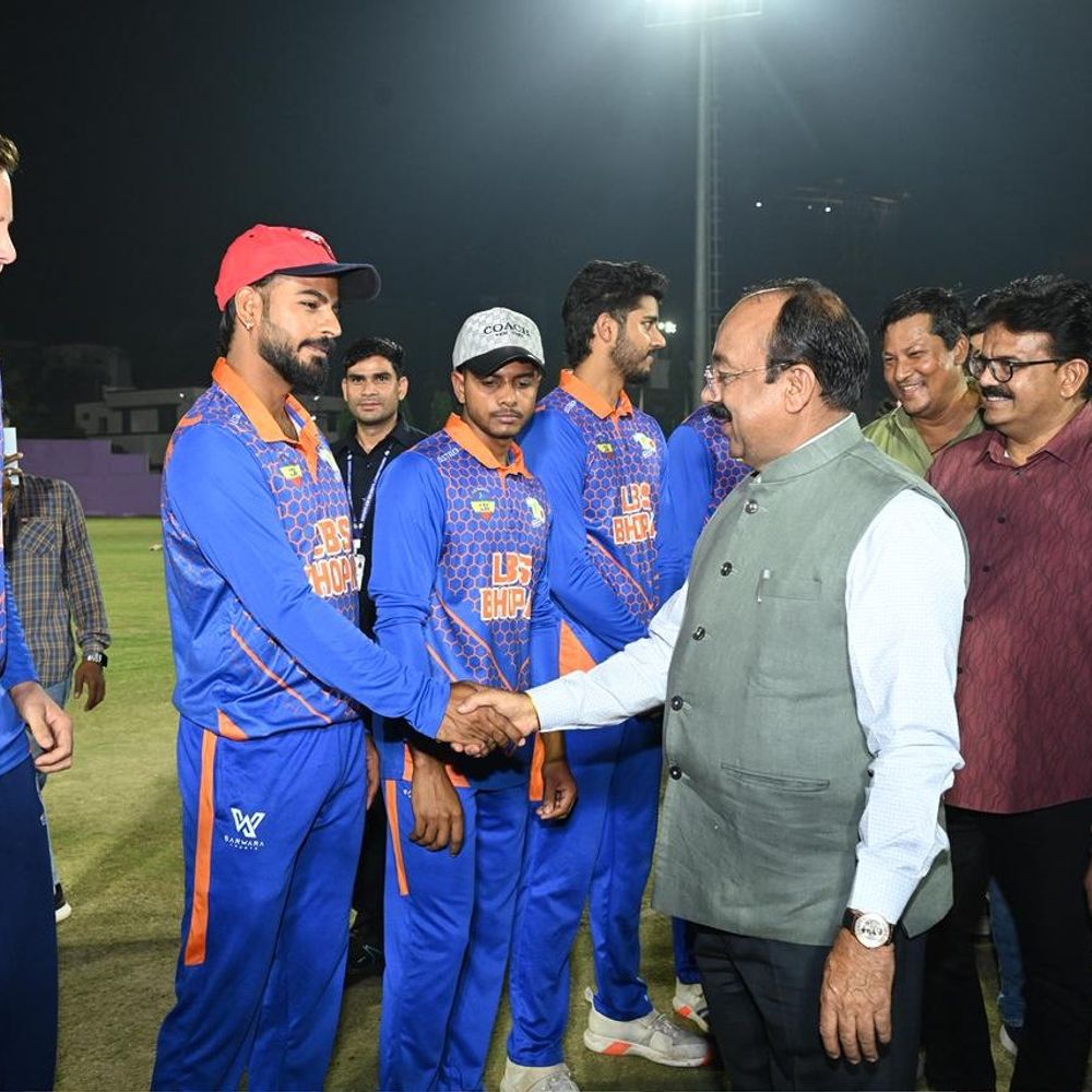 डिप्टी सीएम साव बोले- बिलासपुर बनेगा क्रिकेट हब:  स्वर्गीय लखीराम अग्रवाल स्मृति टी20 प्रतियोगिता का हुआ शुभारंभ – Bilaspur (Chhattisgarh) News