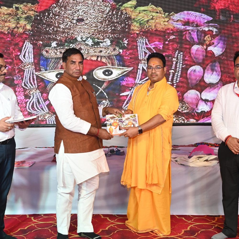 8 तस्वीरों में देखें विंध्य महोत्सव की झलक:विधायक पटेल ने सरकारी योजनाओं को जन-जन तक पहुंचाने पर जोर दिया