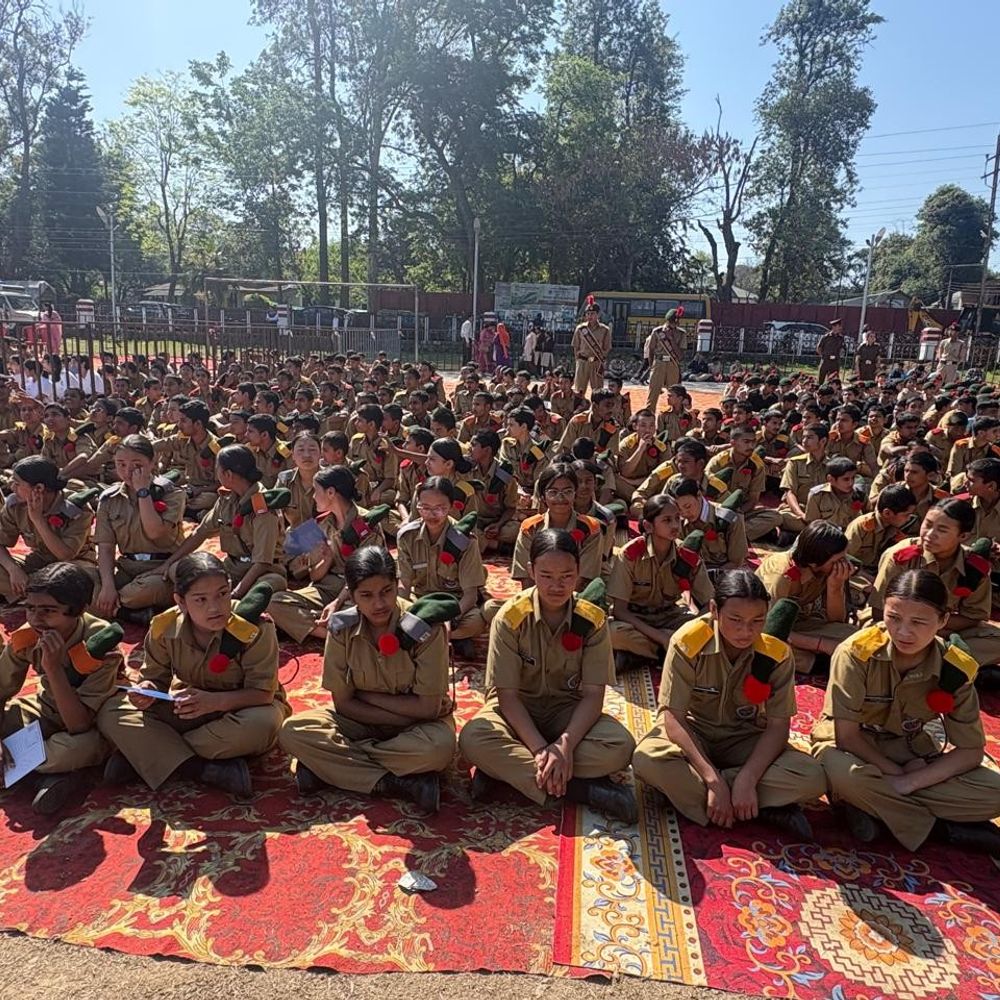 सुजानपुर में सूर्य किरण टीम का अद्भुत एयर शो:  9 हॉक जेट ने आधे घंटे तक दिखाए करतब, विधायक रहे मौजूद, CM नहीं आए – Sujanpur News