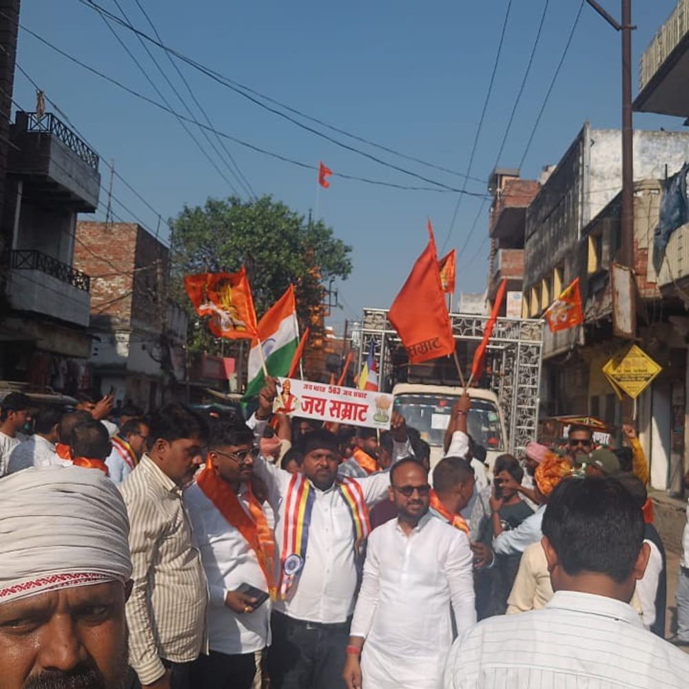 जौनपुर में शाक्य मौर्य कुशवाहा महासभा ने निकाली रैली:मंत्री गिरीश चन्द्र यादव ने हरी झंडी दिखाई, सम्राट अशोक जयंती पर हुआ विशाल आयोजन