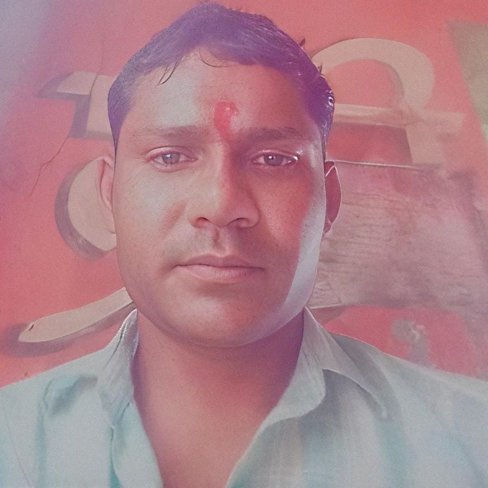 हमीरपुर में करंट लगने से युवक की मौत:शराब के नशे में धुत होकर पकड़ लिया था हाईटेंशन लाइन का तार, खंभे से चिपका मिला