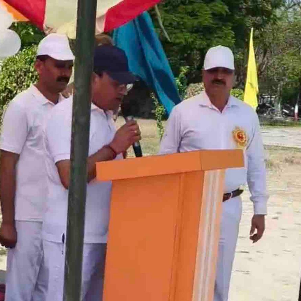 37वीं वाहिनी में तीरंदाजी प्रतियोगिता का शुभारंभ:सहायक सेनानायक सुधाकर मिश्र ने किया उद्घाटन, यूपी की 10 वाहिनी ले रहीं भाग