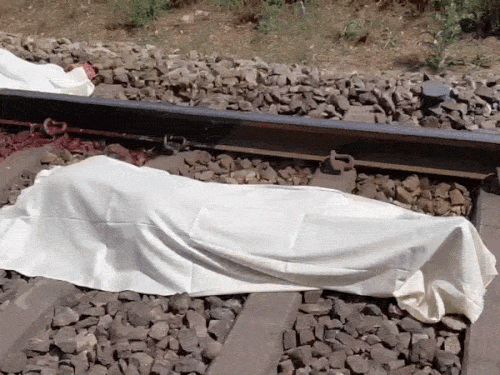 6 बेटियों के बाद हुए 2 बेटे, कर्ज ने छीने:  12 एकड़ से 5 कनाल तक सिमटी जमीन, फरीदकोट में ट्रेन के आगे कूदे – Jalandhar News