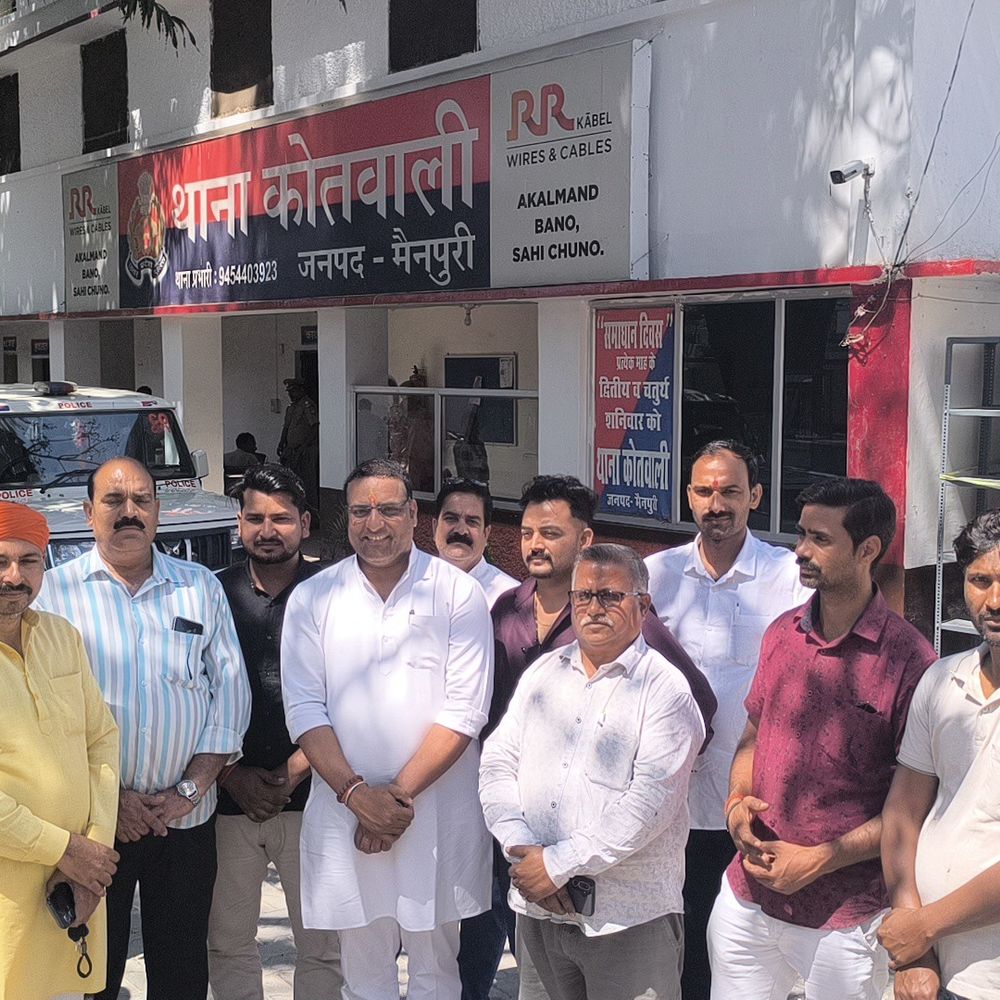 करहल चौराहे पर महाराणा प्रताप की मूर्ति से अभद्रता:मैनपुरी में वीडियो वायरल, क्षत्रिय महासभा ने की कार्रवाई की मांग