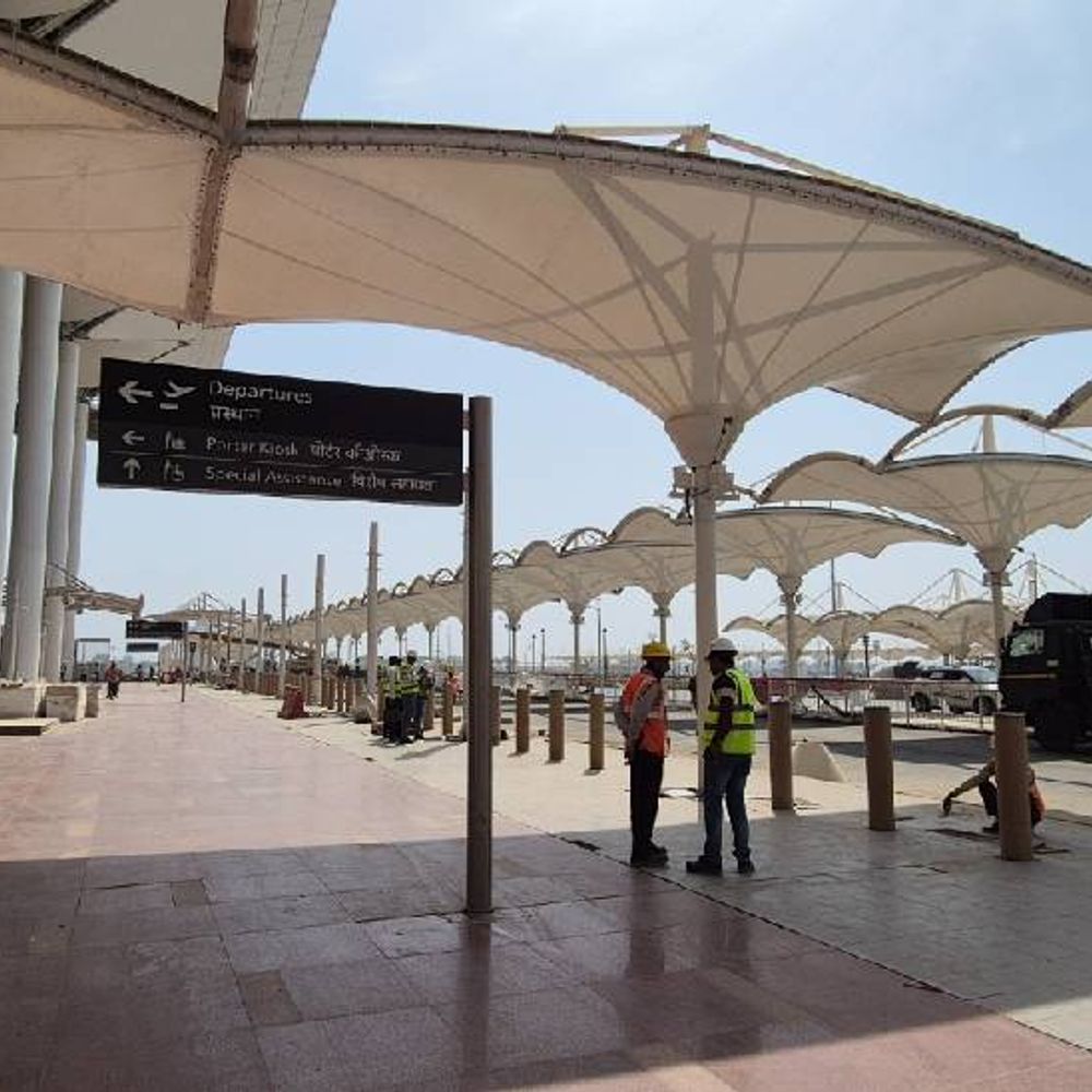 नोएडा इंटरनेशनल एयरपोर्ट, आधुनिक ILS कैट-III सिस्टम:कोहरे में सुरक्षित लैंडिंग, पायलटों को मिलेगी मदद, शिकागो, लॉस एंजिल्स जैसे एयरपोर्ट की सूची में शामिल