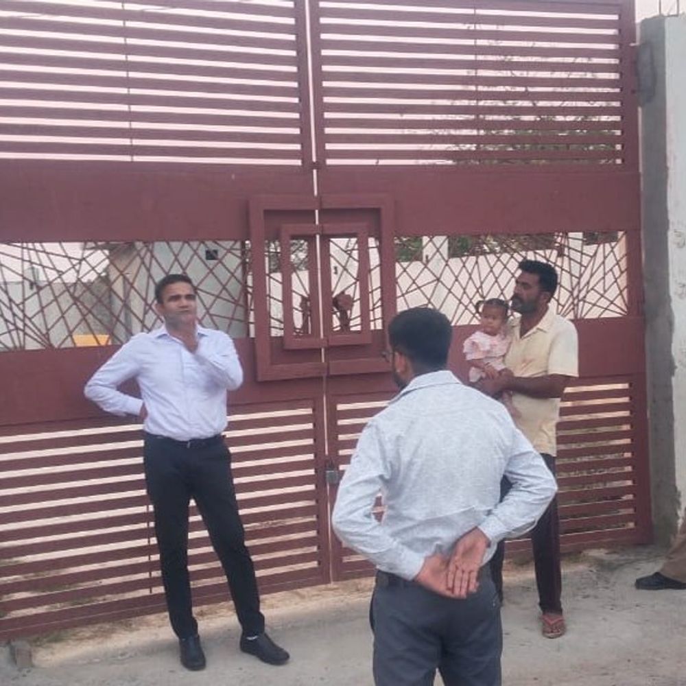 बदायूं में हत्यारोपी के ताऊ समेत परिजनों पर FIR:सरकारी जमीन कब्जाकर फार्म हाउस बनाने का आरोप, लेखपाल ने दर्ज कराया मुकदमा