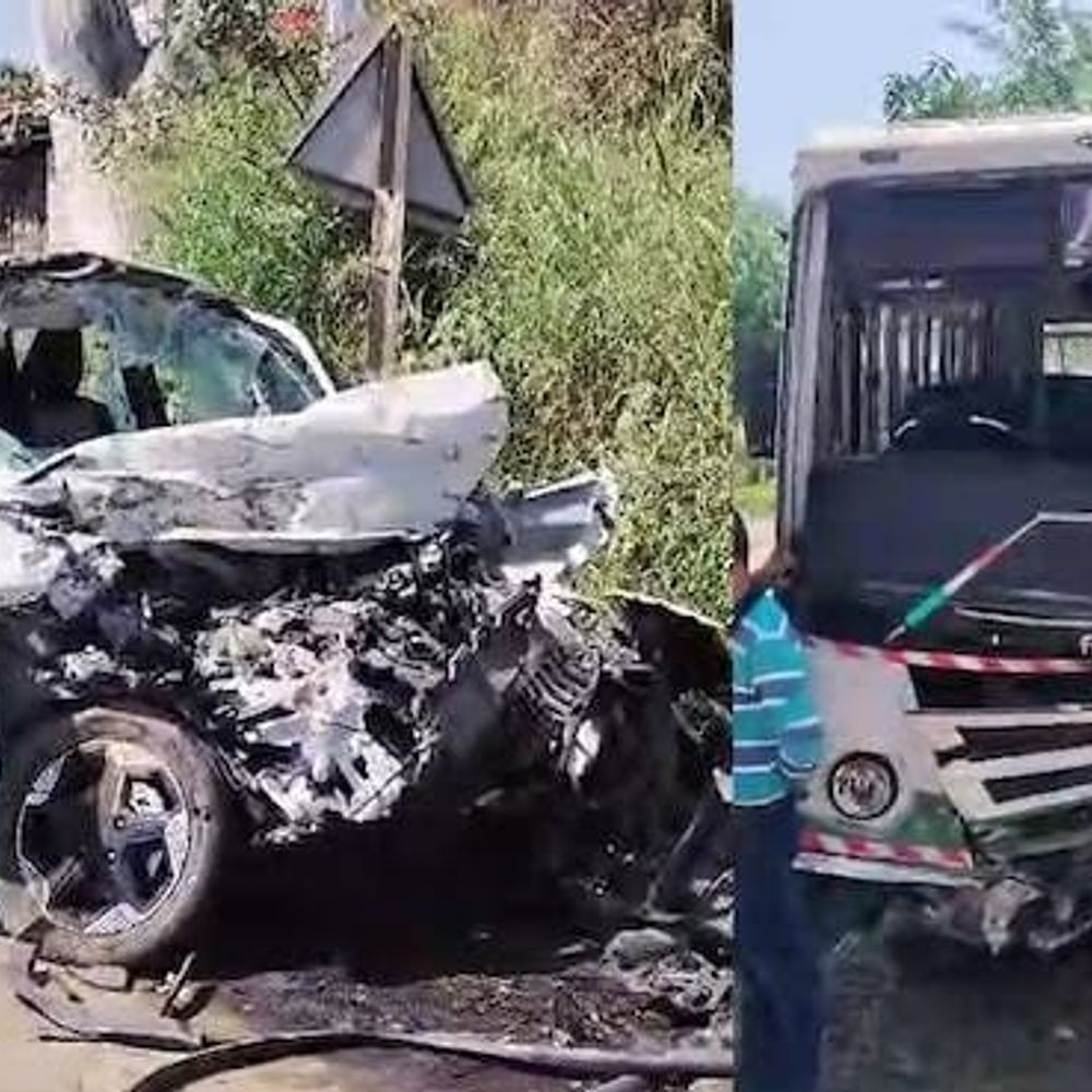 लखीमपुर खीरी बस-कार हादसे की जांच:मृतकों-घायलों को राहत के लिए सार्वजनिक सूचना जारी