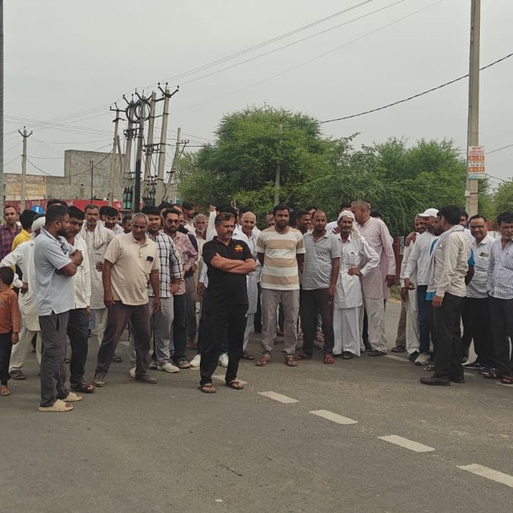 हिसार में सरसों की खरीद को लेकर किसानों का प्रदर्शन:  तेल-नमी के आंकड़ों में अंतर से नाराज; बोले- शोषण हो रहा – Uklanamandi News