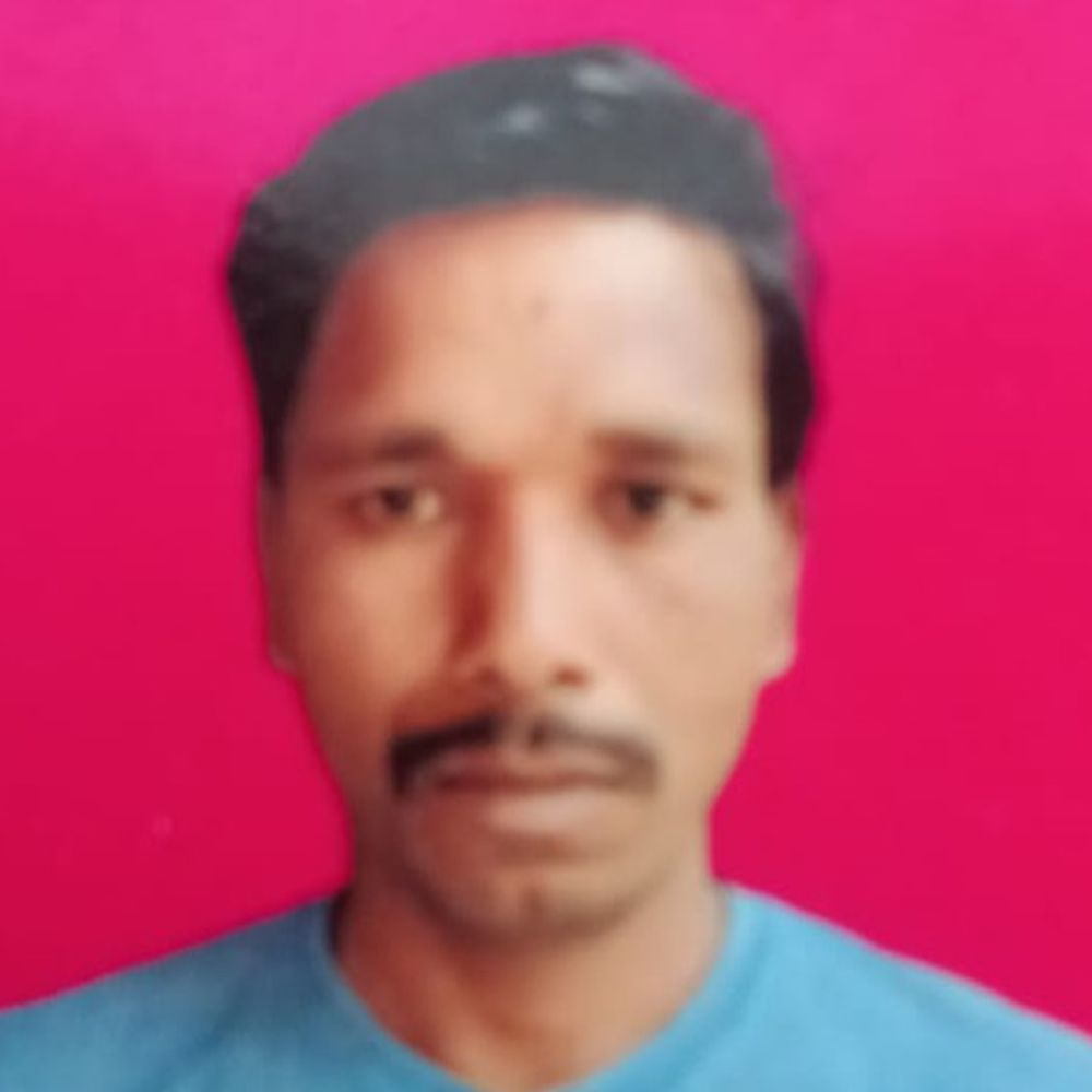 कार की टक्कर से बाइक सवार मजदूर की मौत:हरदोई-बिलग्राम मार्ग पर कुतुआपुर के पास हादसा