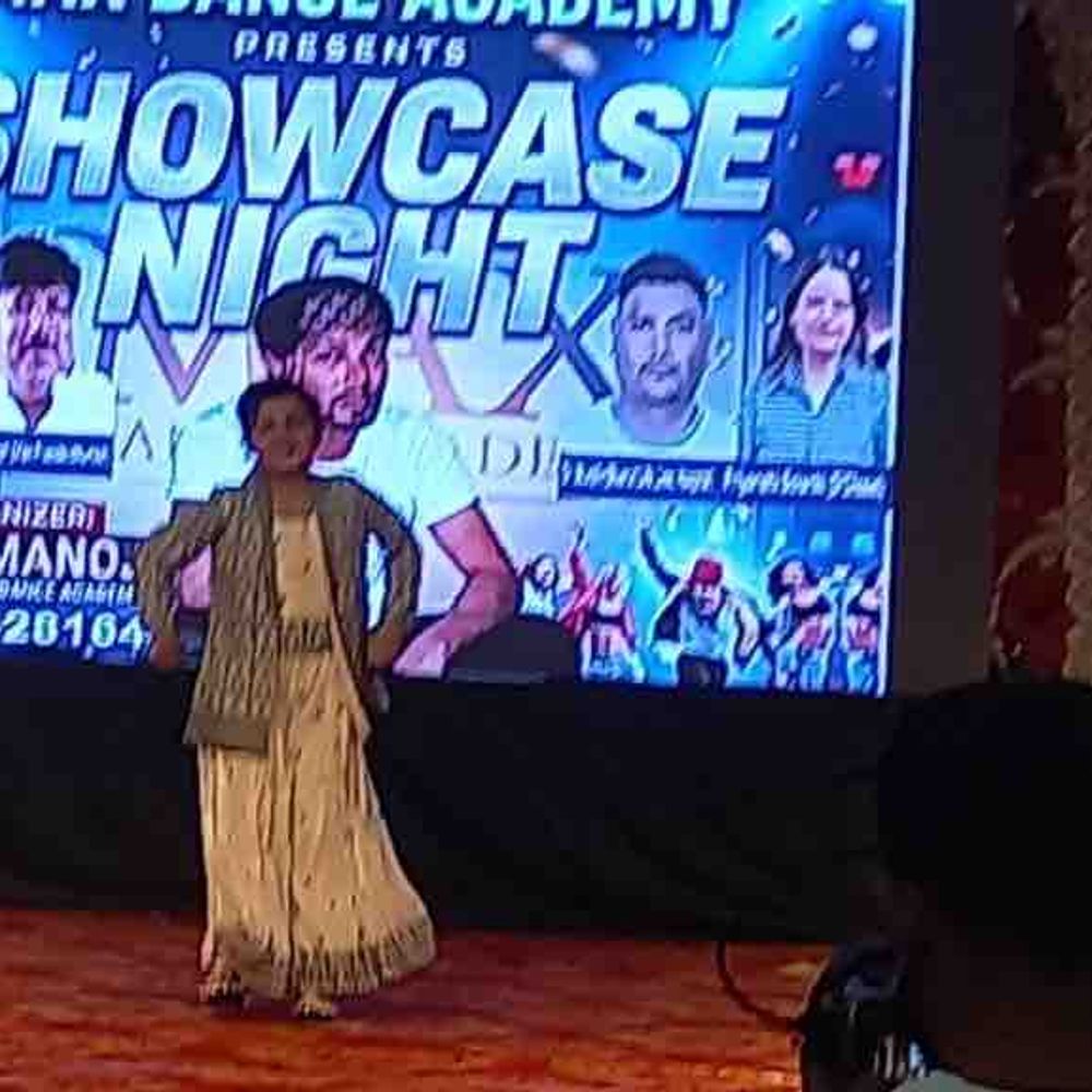 बुलंदशहर प्रदर्शनी में डांस प्रतियोगिता का आयोजन:बच्चों और युवाओं ने दी शानदार प्रस्तुतियां, दर्शकों ने सराहा