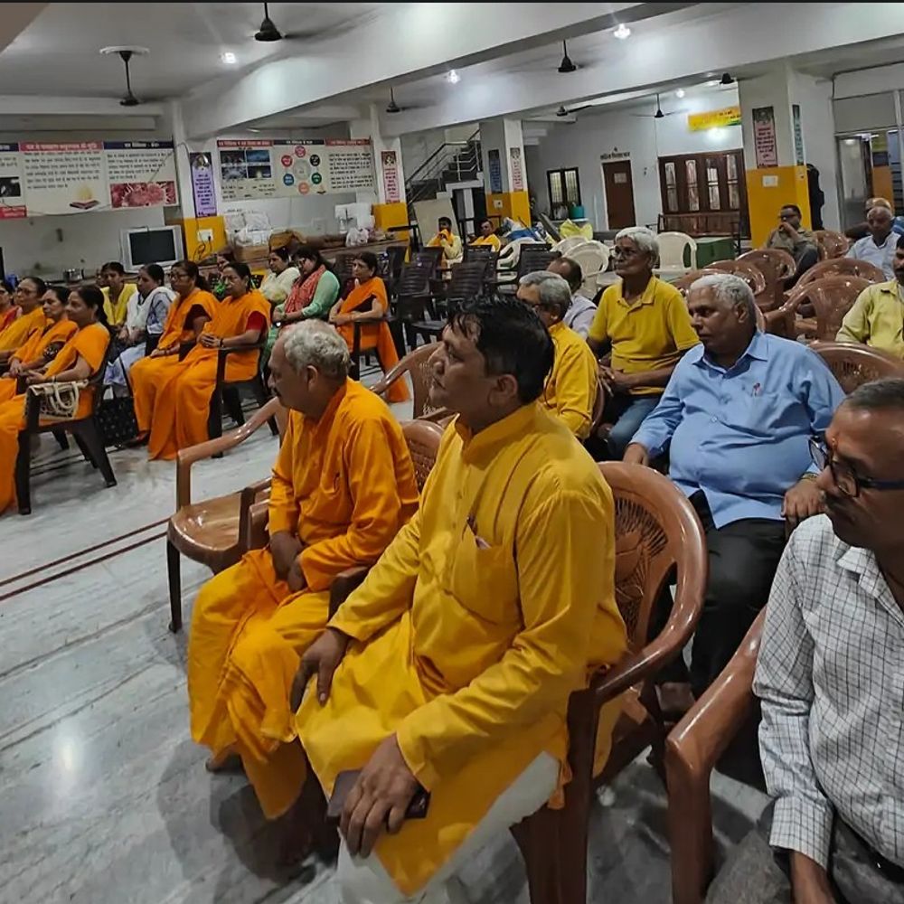 गायत्री शक्तिपीठ में नवरात्रि पर विशेष बैठक:नौ दिवसीय धार्मिक कार्ययोजना की समीक्षा,27 मार्च को यज्ञ पूर्णाहुति