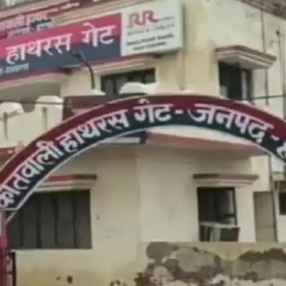 महिला ने फांसी लगाकर की आत्महत्या:हाथरस में घरेलू विवाद के बाद घटना, अस्पताल ले जाने पर मृत घोषित