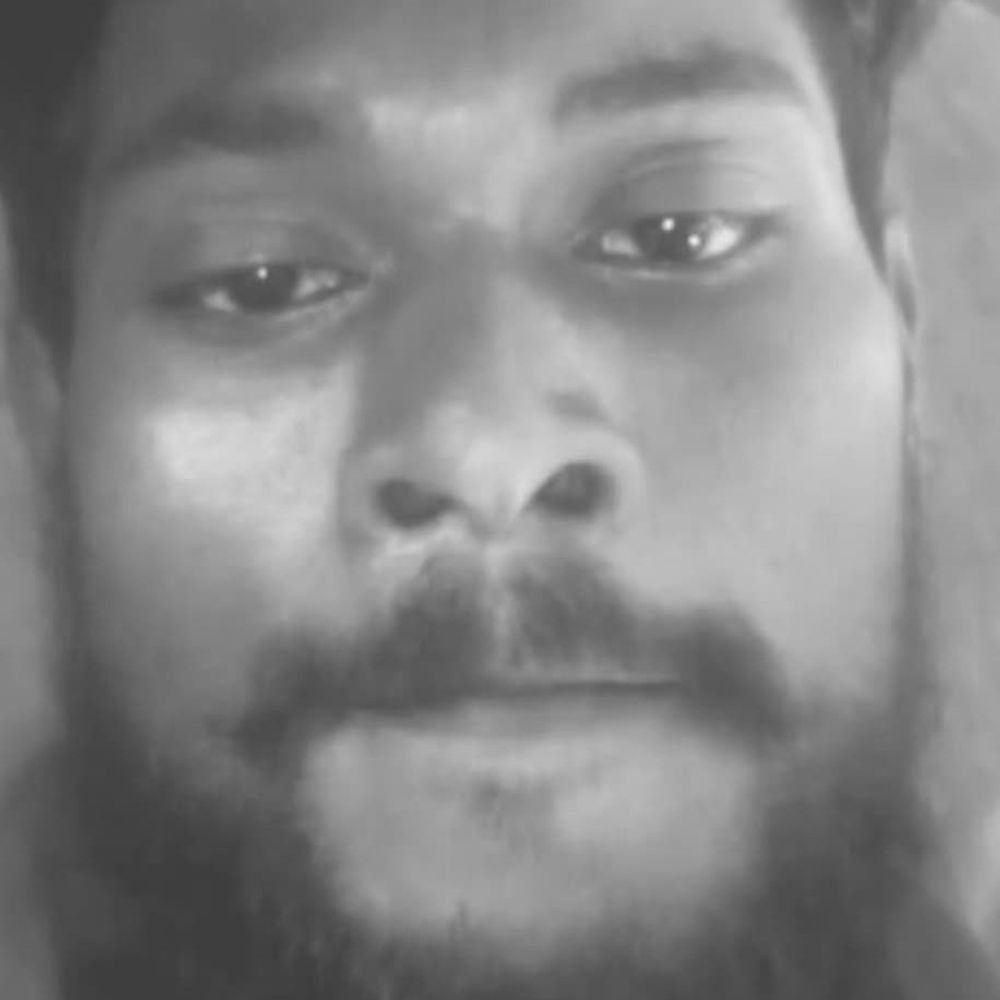 जौनपुर में हत्या के आरोपी की चाकू से हत्या:वीडियो में हमलावर ने कहा- 'वकील का लड़का हूं, बदला लिया'