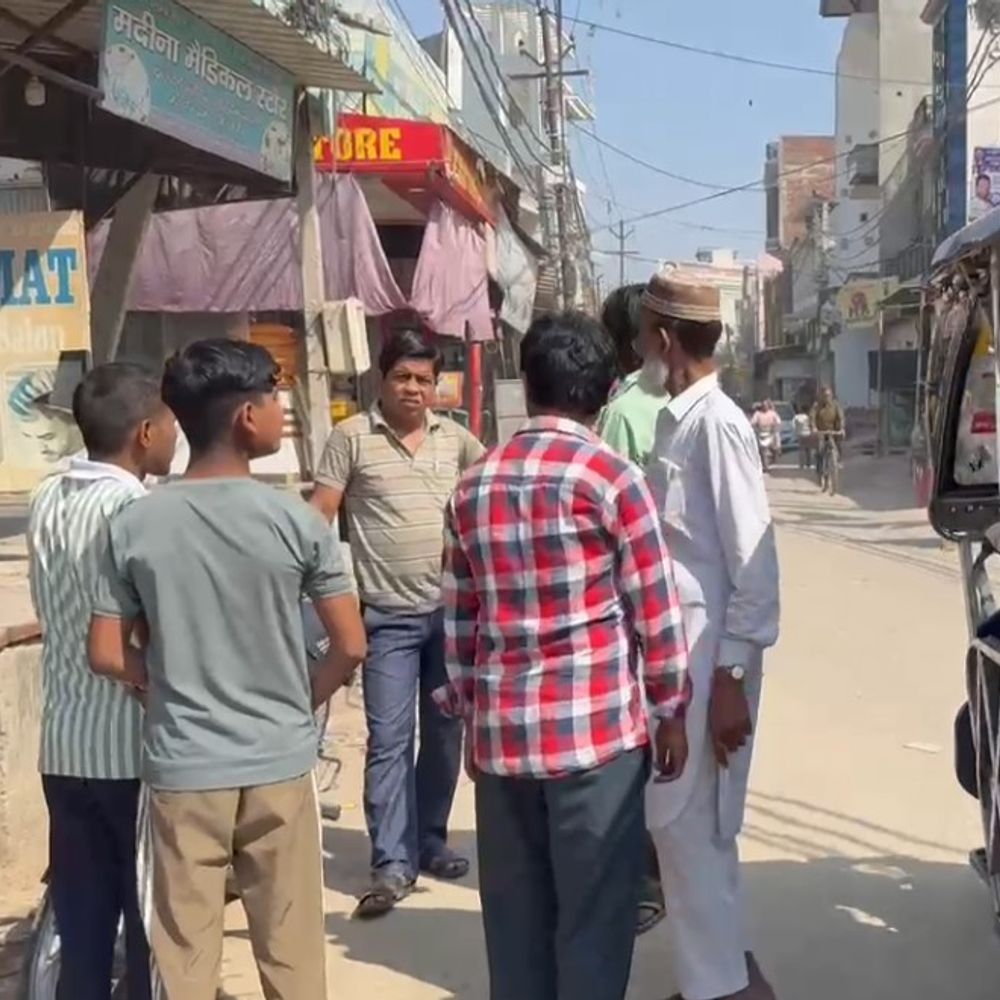 यूपी ATS ने मेरठ समेत 8 ठिकानों पर की छापेमारी:फर्जी सिम नेटवर्क और देश विरोधी गतिविधियों का भंडाफोड़